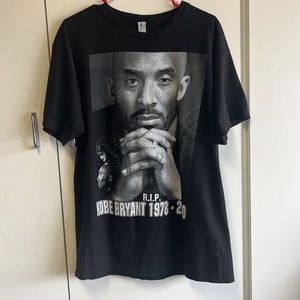 R.I.P Kobe Bryant, 1978–2020, size large, black T-shirt, used, in good condition